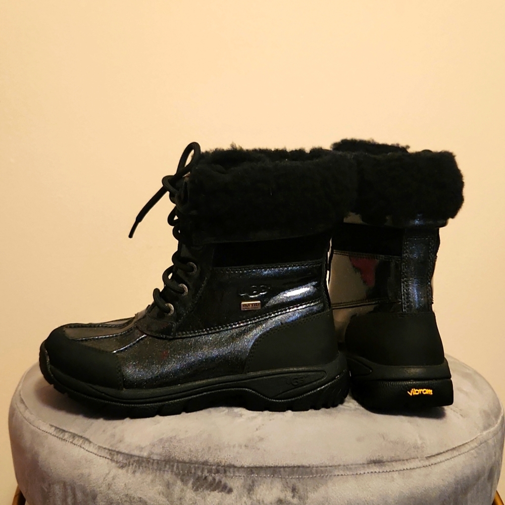 UGG boots *Never Worn*